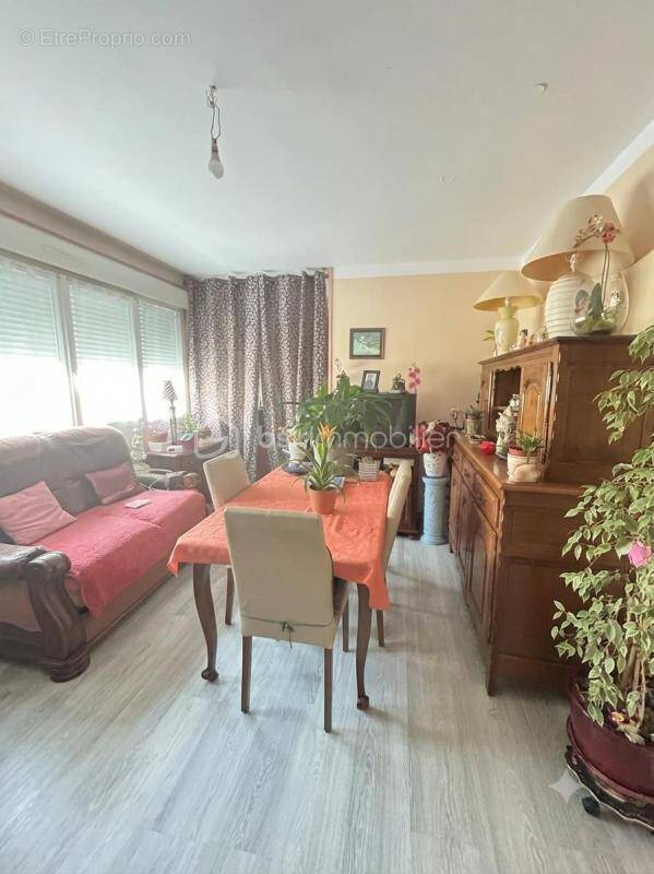 Appartement à LAVAL