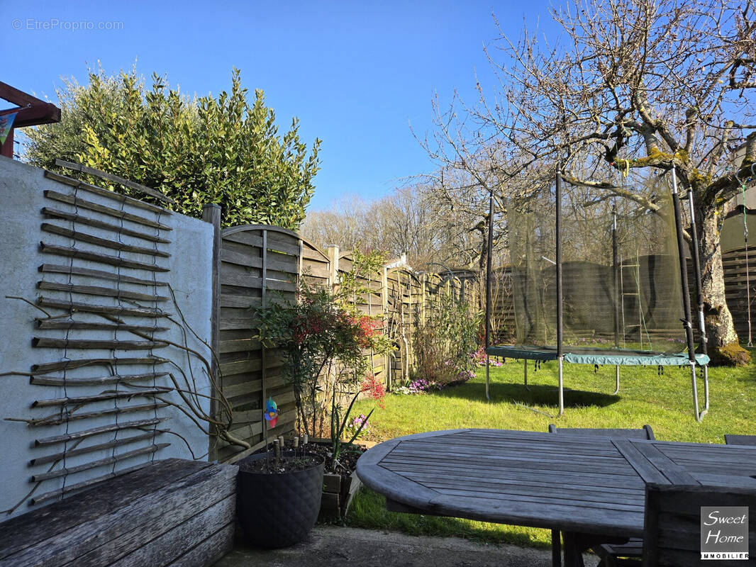 Maison à MAGNY-LES-HAMEAUX