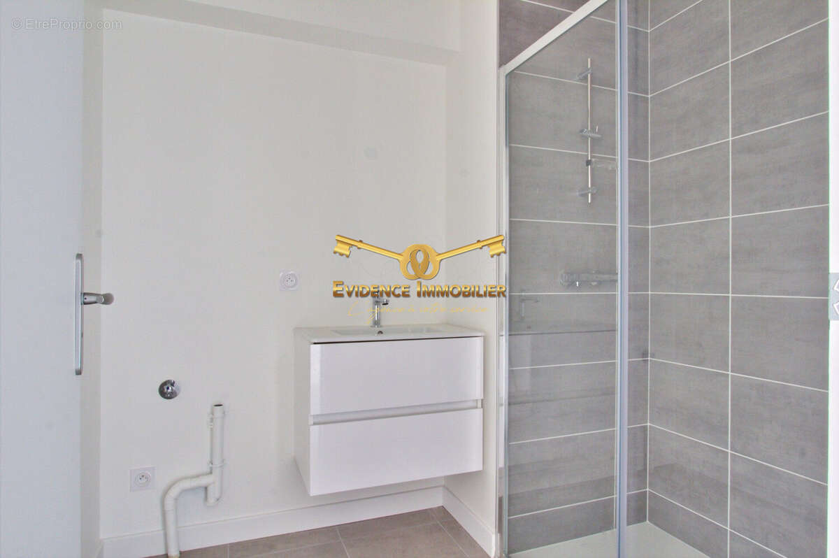 Appartement à GILLY-SUR-ISERE