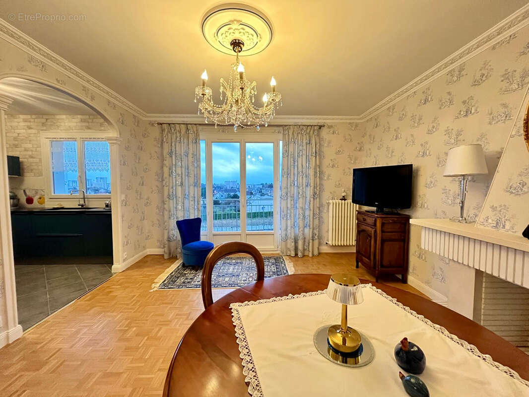 Appartement à JOUE-LES-TOURS