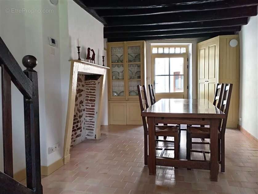 Maison à MAGNAC-LAVAL