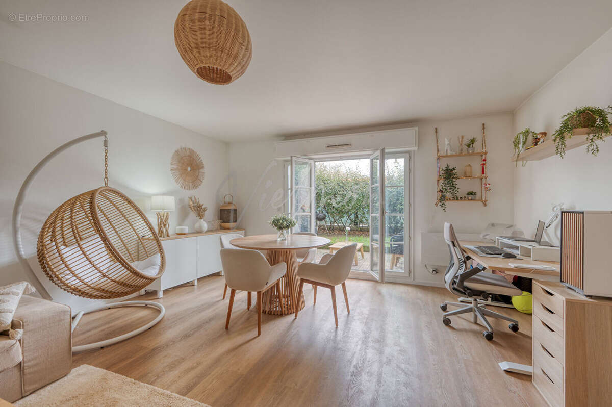 Appartement à LE PLESSIS-ROBINSON