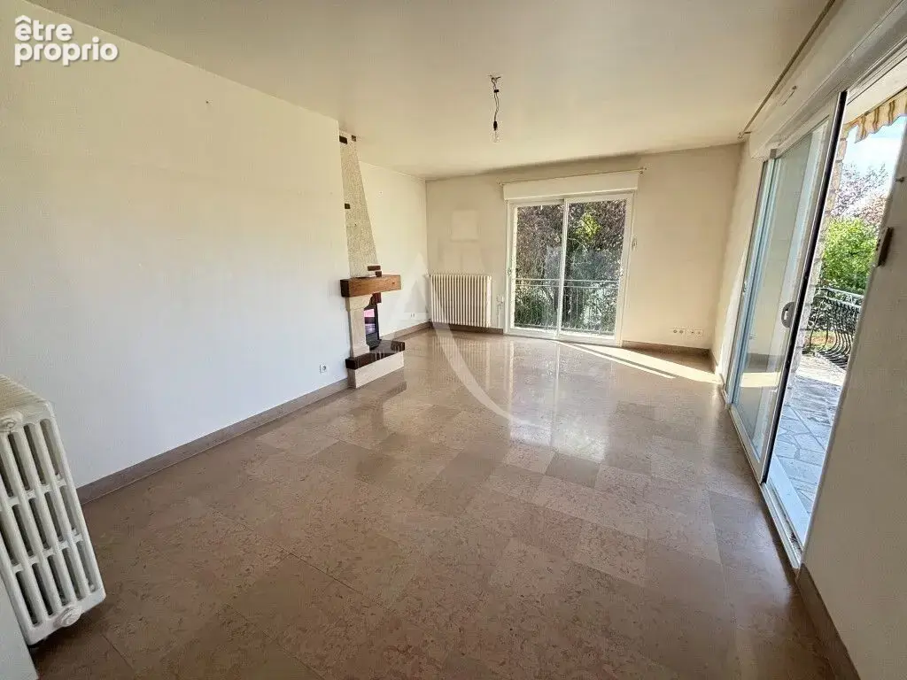 EN VENTE - FOURCHAMBAULT CENTRE - Maison 2 chambres sur sous-sol - photo 5