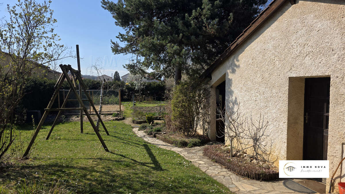Maison à BRASSAC-LES-MINES