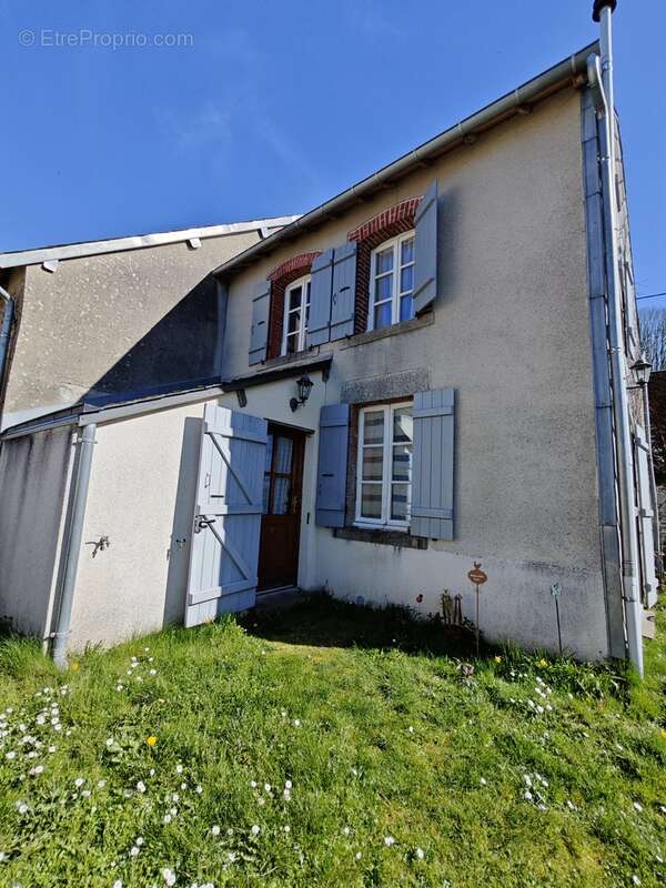 Maison à LA SOUTERRAINE