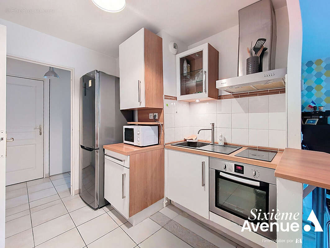 Appartement à SAINT-SYMPHORIEN-D'OZON
