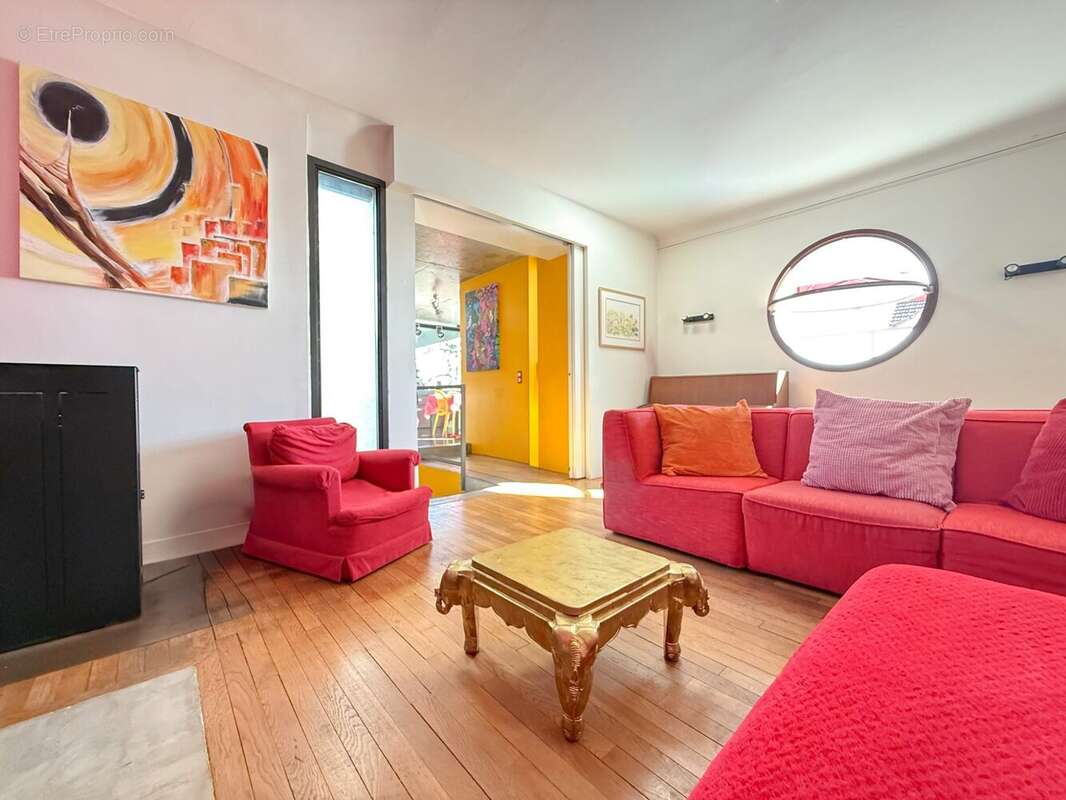 Maison à VERRIERES-LE-BUISSON