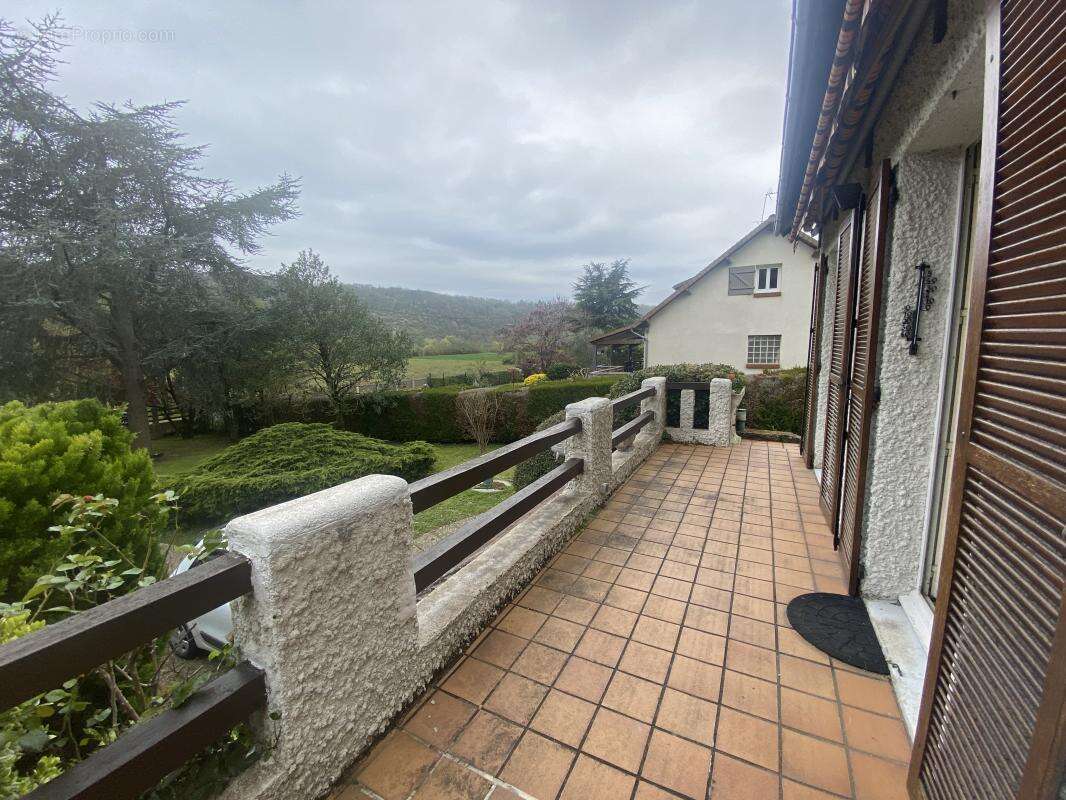 Maison à BENNECOURT