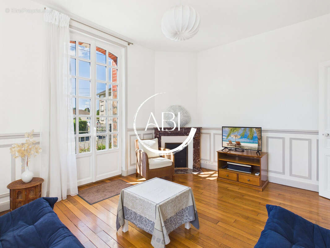 Maison 170 m² à Bagnoles-De-L'orne  - photo 7