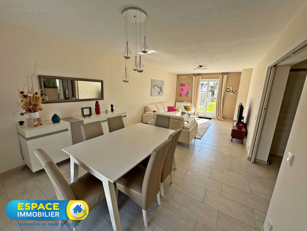 Maison à CHATEAUNEUF-SUR-LOIRE