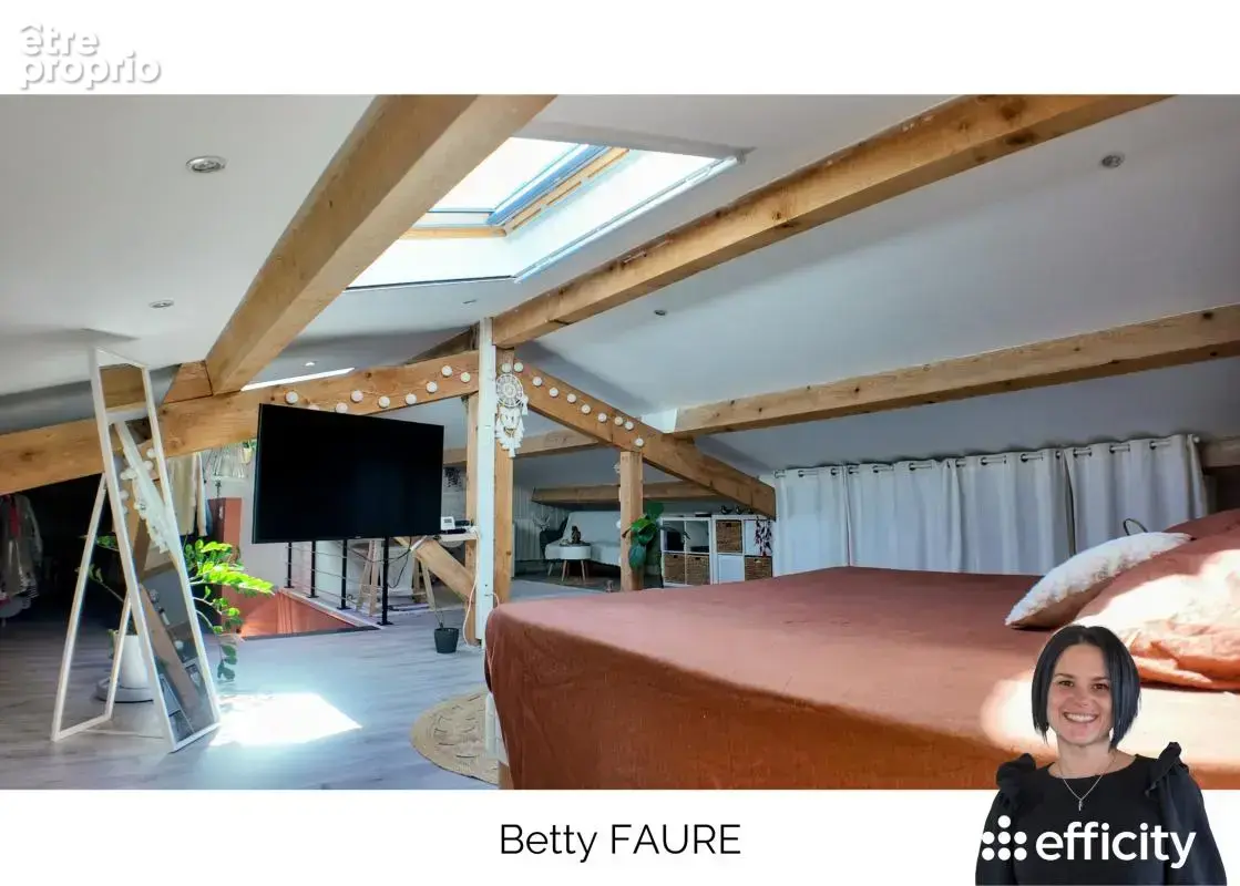 Maison 6 pièces 150 m² à vendre à Unieux (42240) - photo 7
