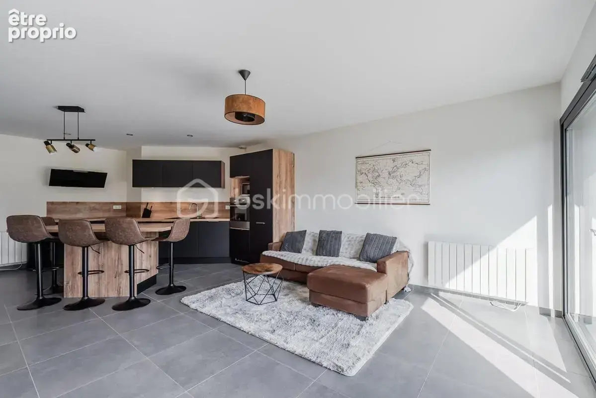 T4 spacieux, lumineux avec balcon, cave et place de parking - photo 8