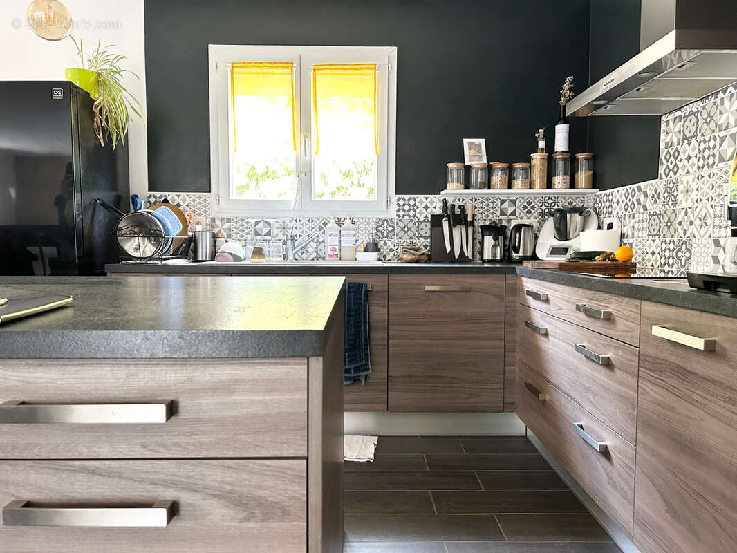 Maison à BAGNOLS-SUR-CEZE