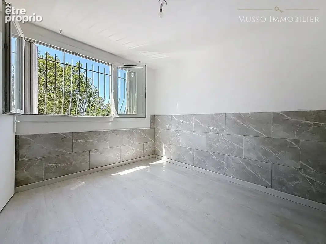 Appartement 4 pièces 76 m² à vendre à Marseille-14e (13014) - photo 6