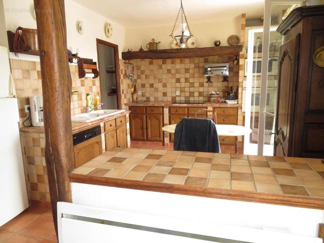   - Maison à DRAGUIGNAN