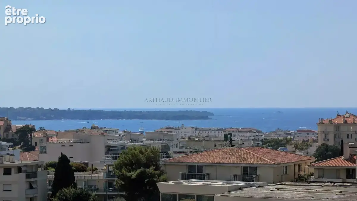 3 Pièces rénové - Vue Mer - Garage - Calme total - photo 2