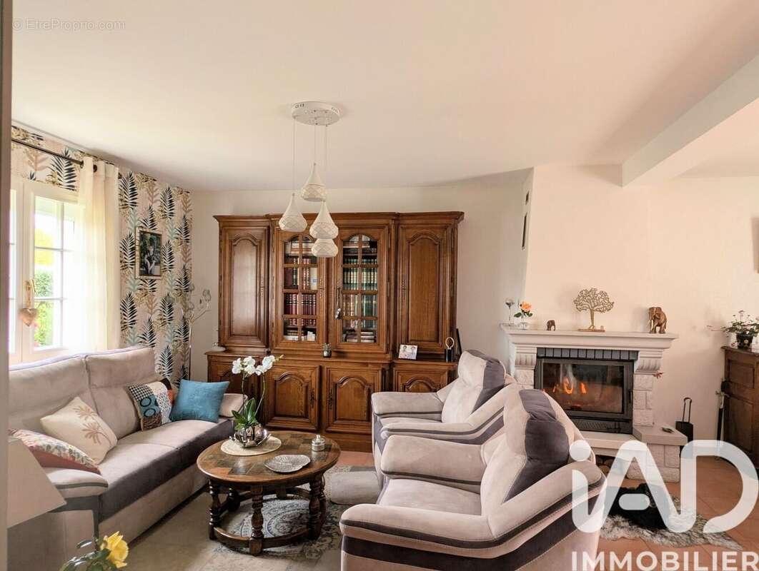 Maison 118 m² à Troarn  - photo 4