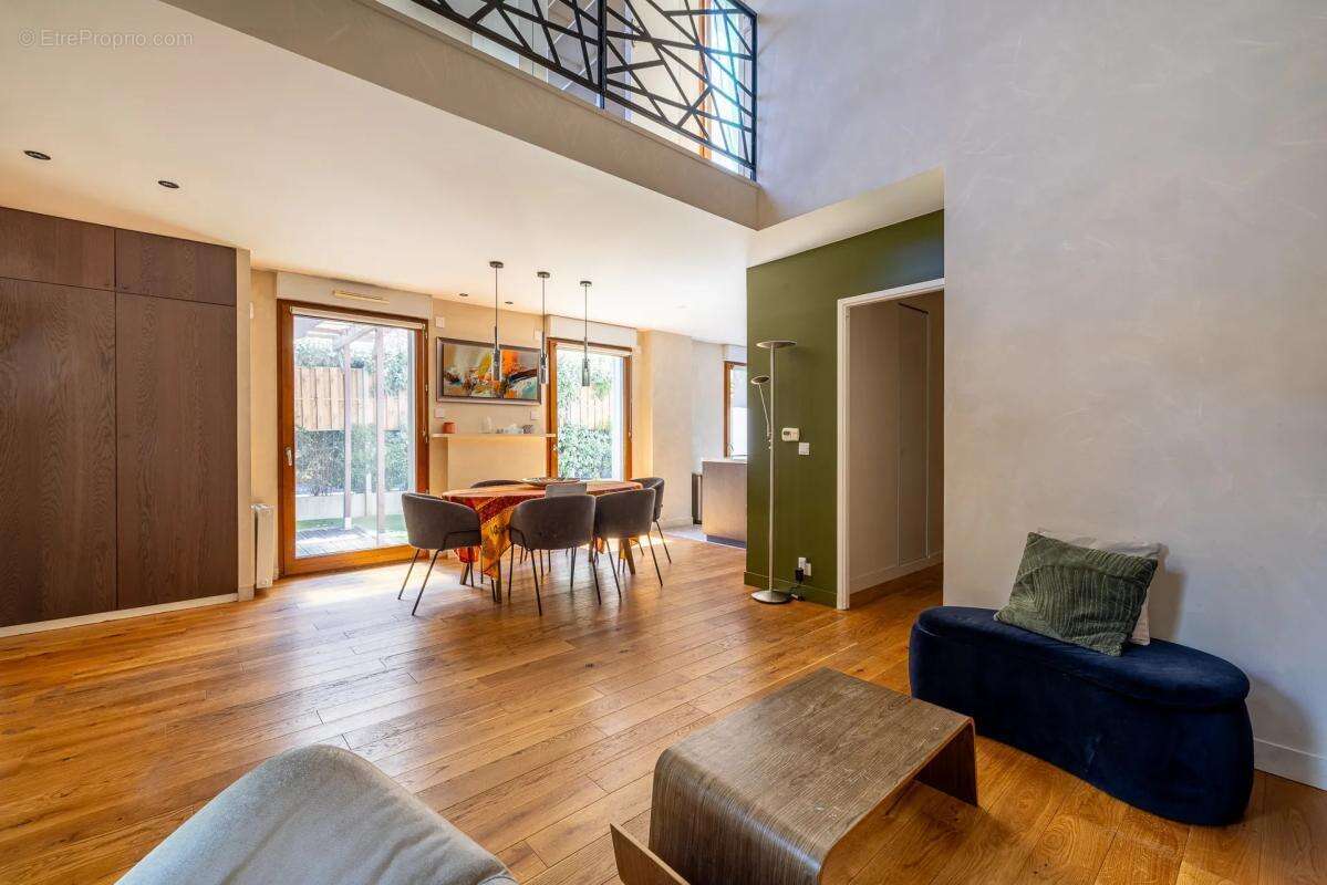Maison 5 pièces 114 m² à Romainville - photo 4
