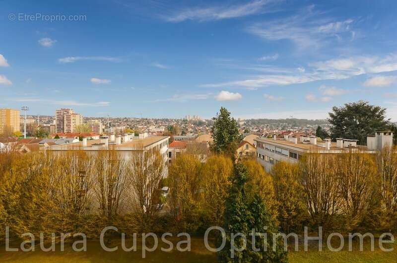Appartement à BOURG-LA-REINE
