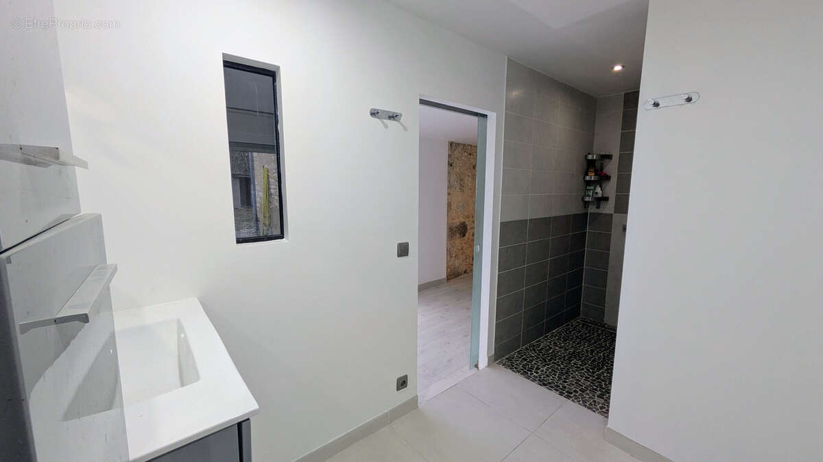 Maison à FLEURY-LA-VALLEE