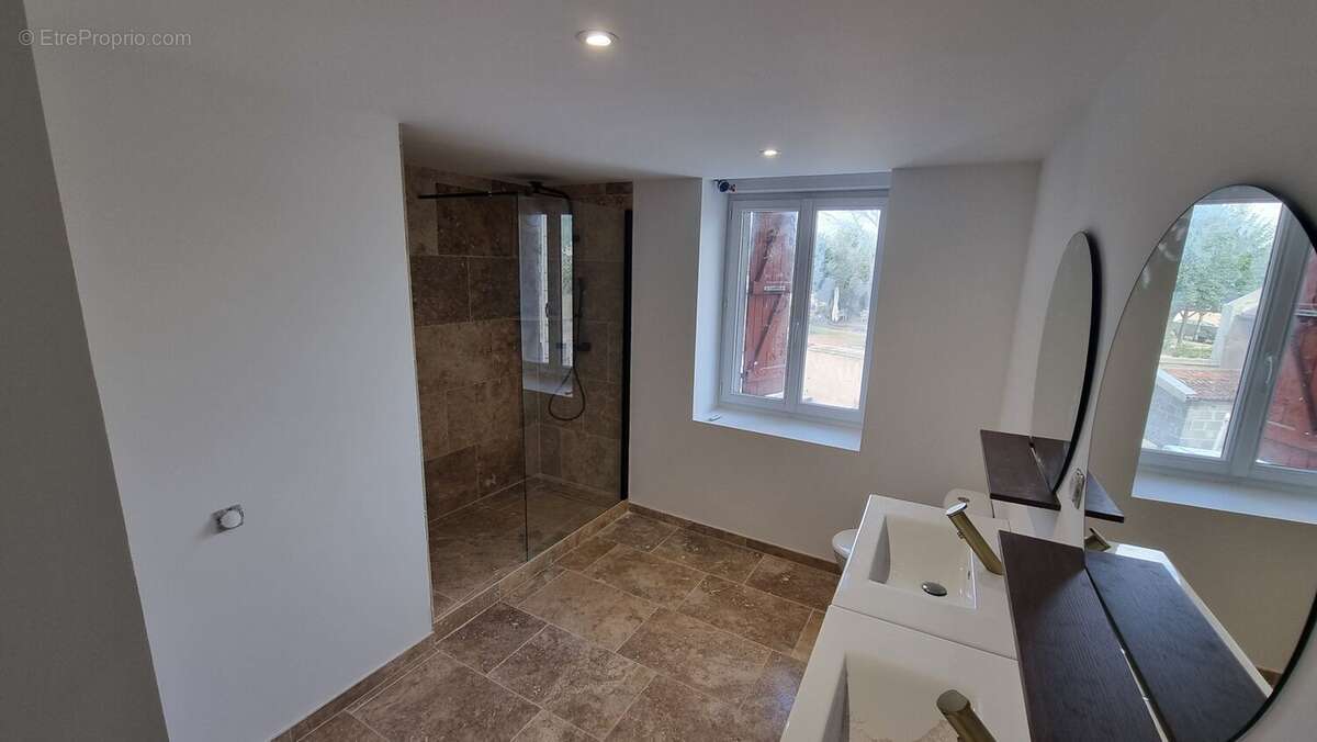 Photo 2 - Maison à VOUGY