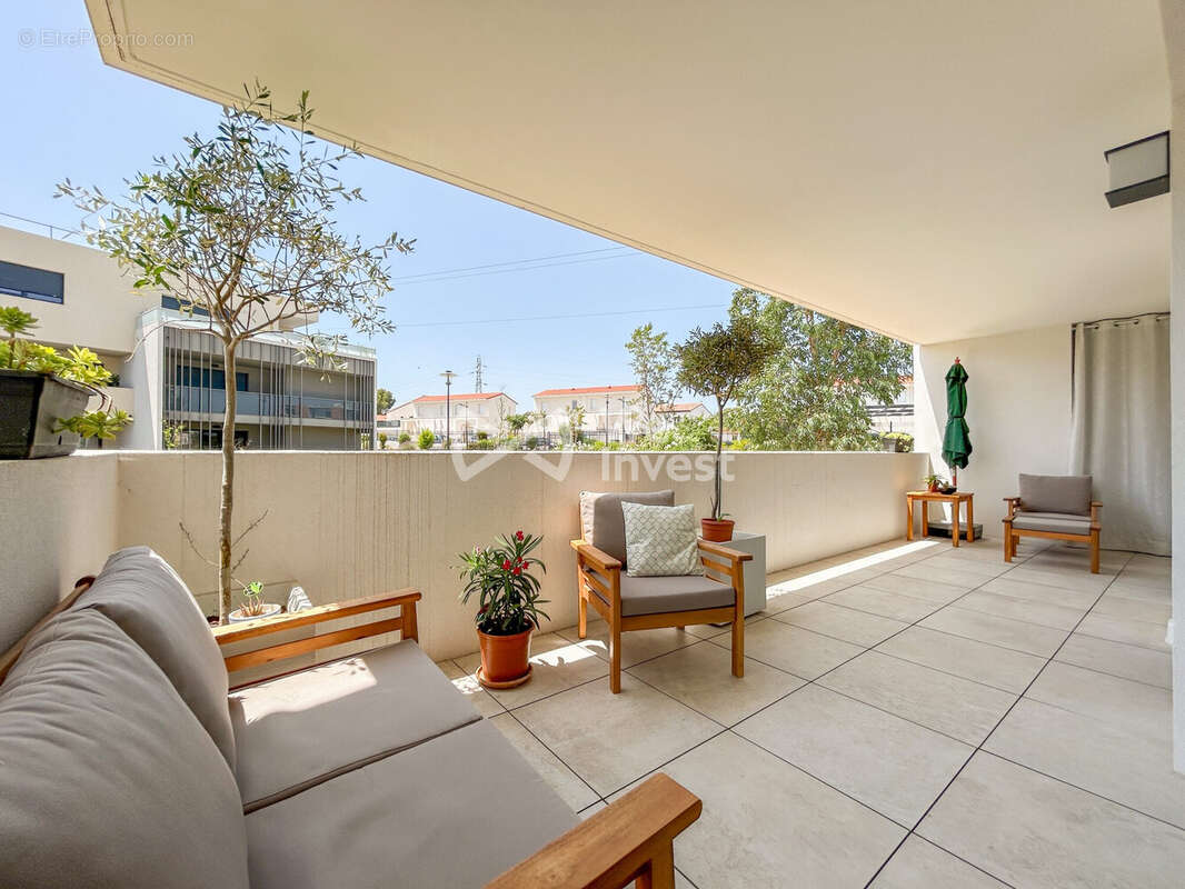 Appartement à LE CRES