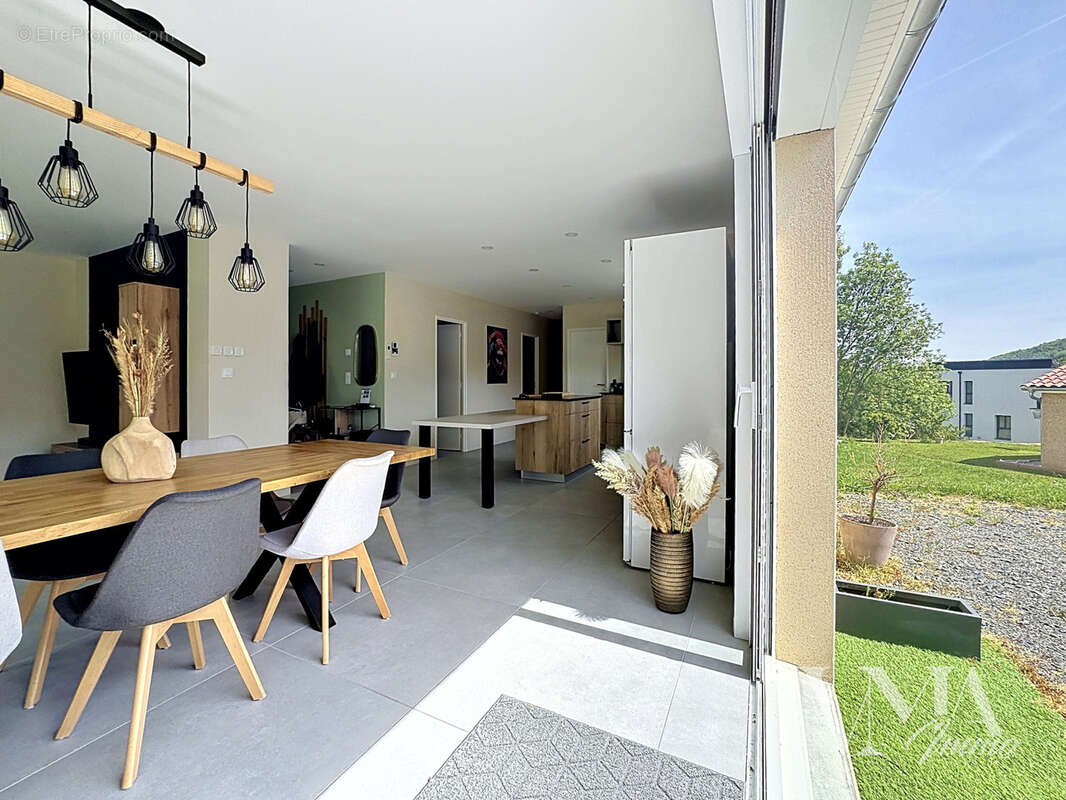 Maison à ANCY