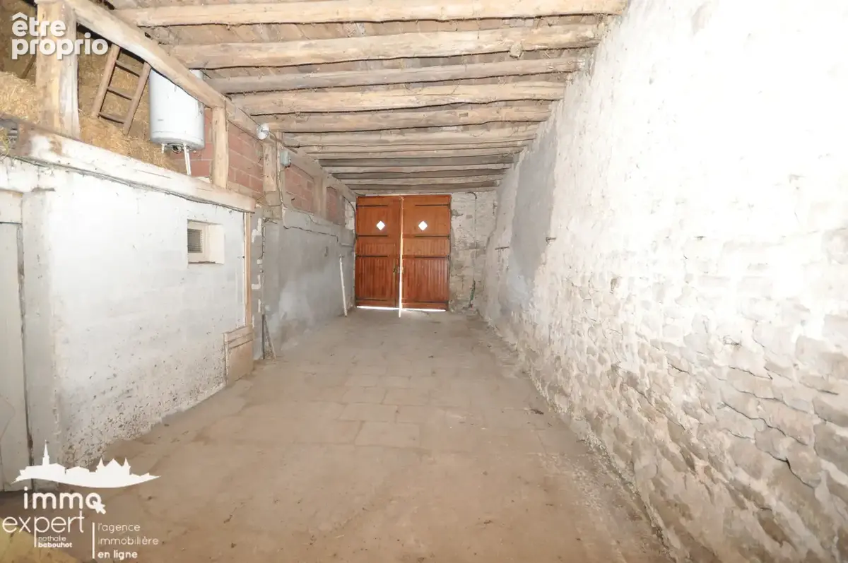 Ancienne maison de caractere et volumes d’exception au cœur d’un cadre verdoyant - photo 12