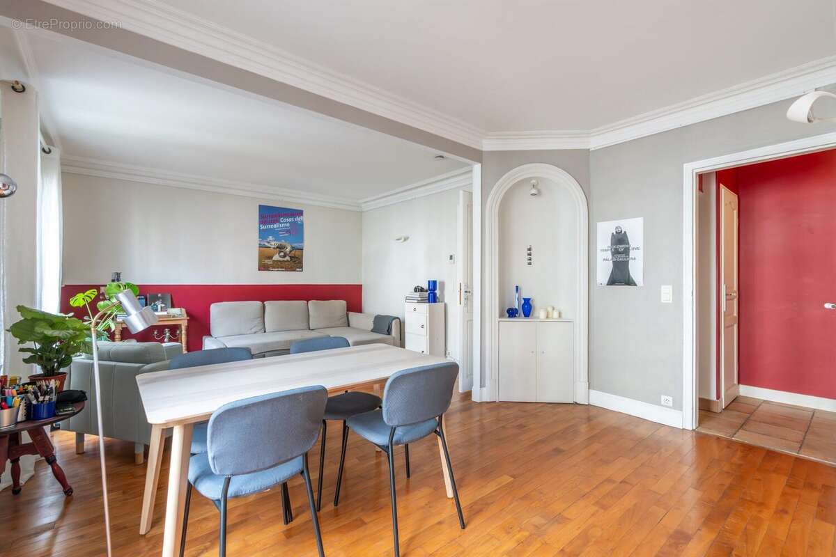 Appartement à PARIS-12E