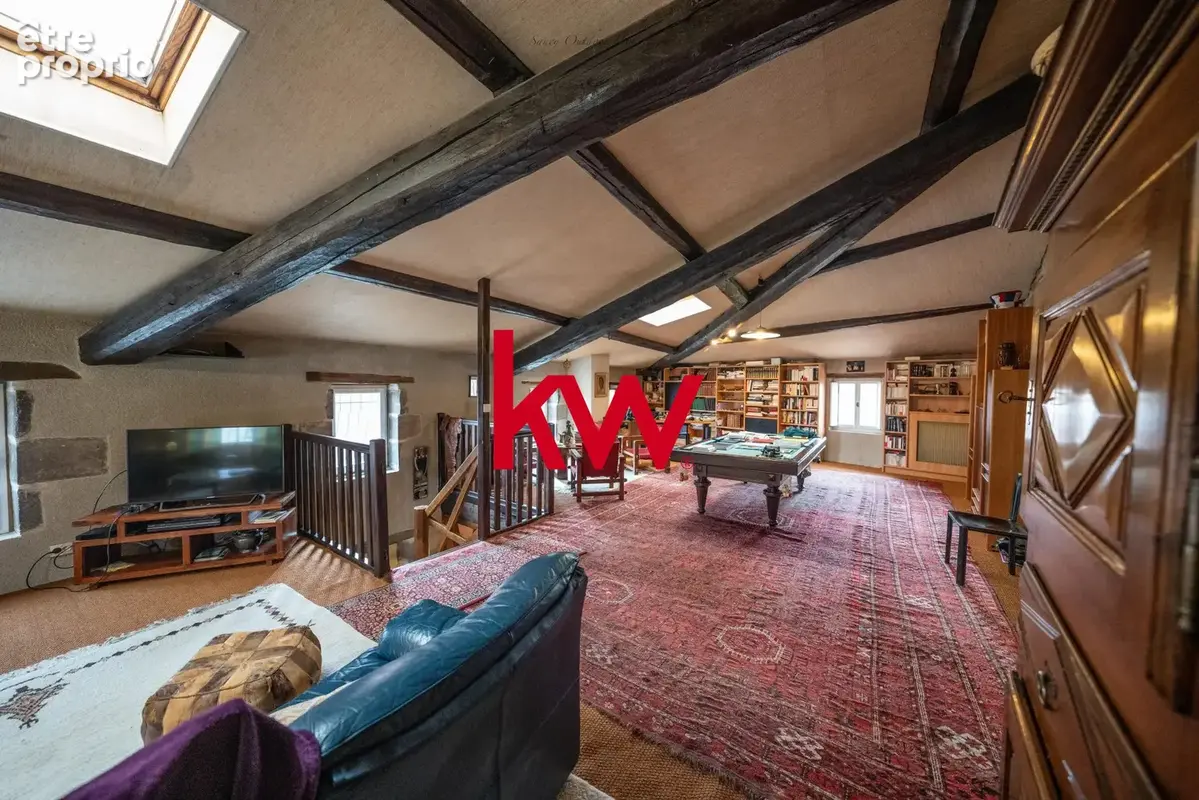 Maison 326 m² à Pont-Du-Chateau  - photo 9
