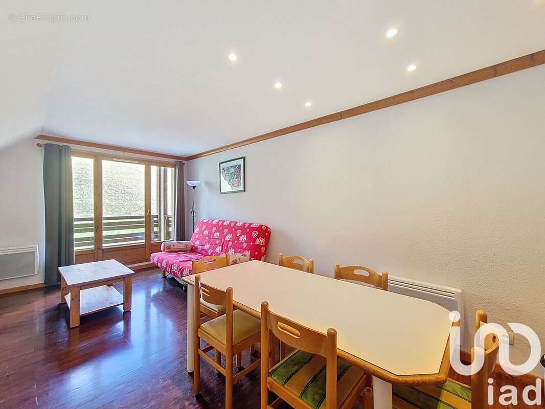 Photo 2 - Appartement à BESSE-ET-SAINT-ANASTAISE