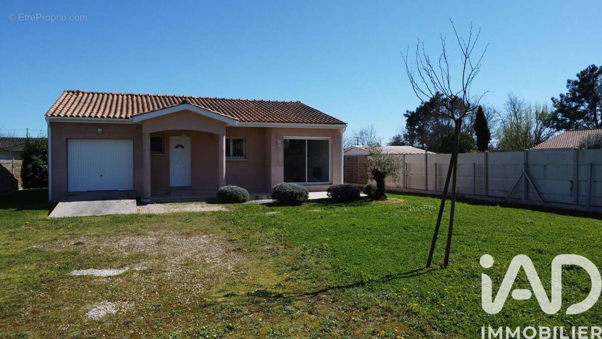 Photo 2 - Maison à COUTRAS