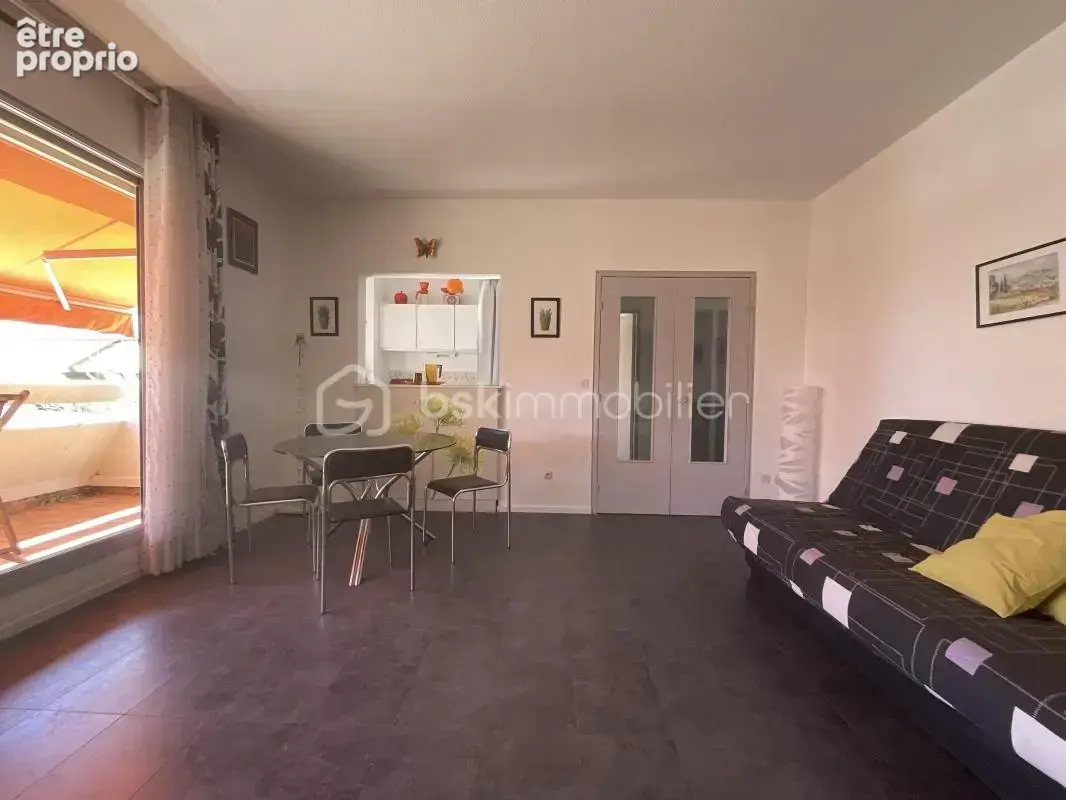 La grande-motte – hyper-centre – 45 m² – dernier étage – terrasse sud-ouest – garage 25 m² – piscine - photo 9