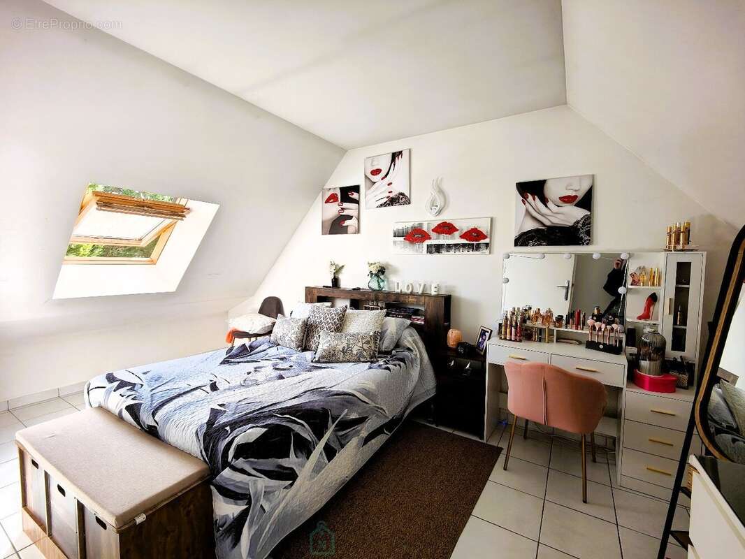 Maison à VERNOU-SUR-BRENNE