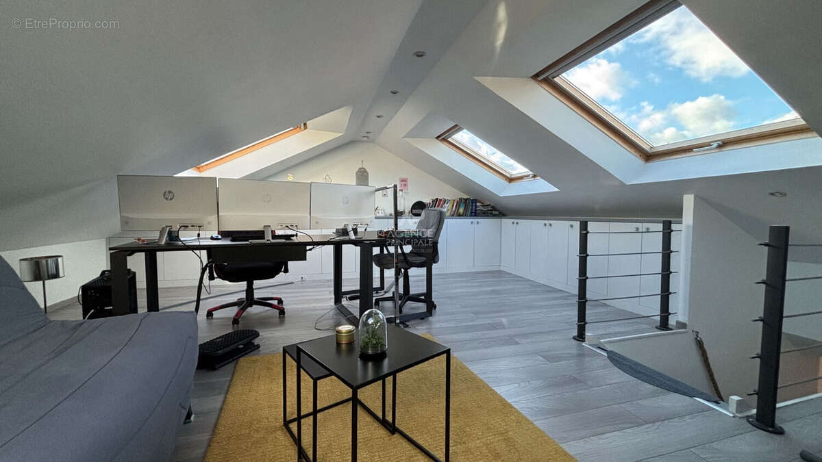 Maison à CARRIERES-SOUS-POISSY