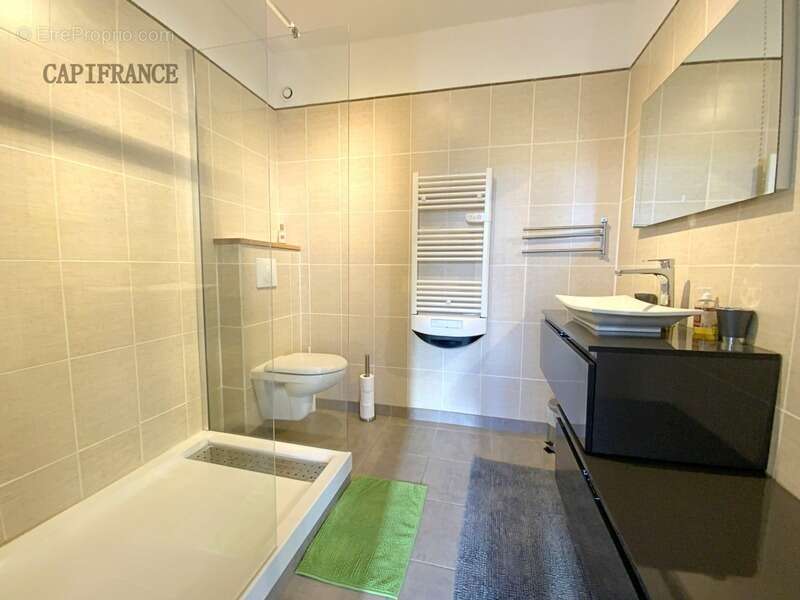 Maison à FORCALQUIER