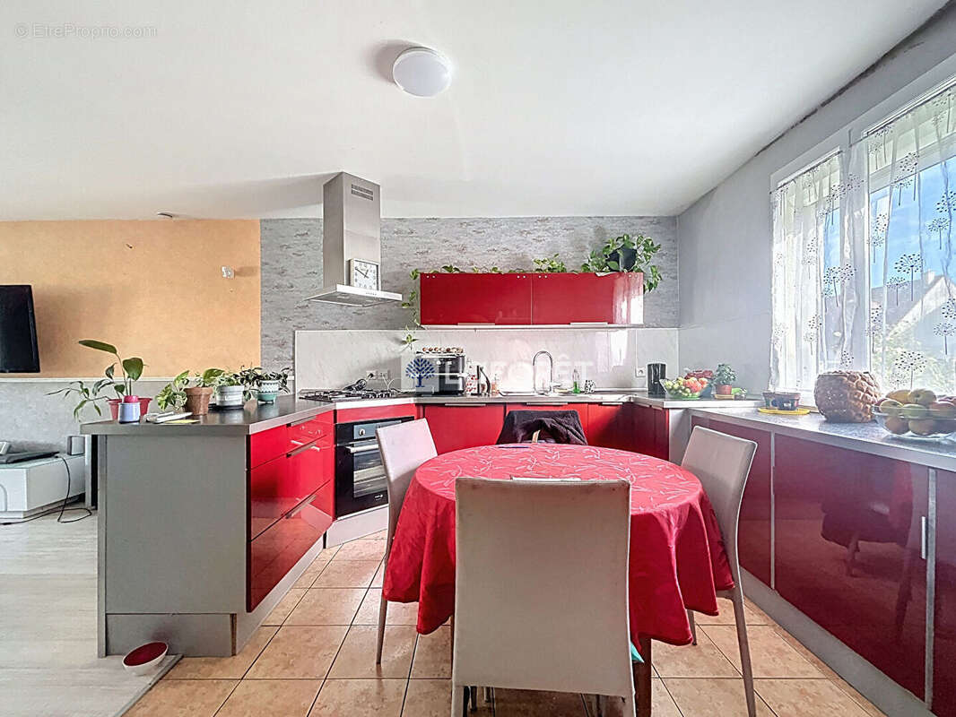 Maison à BLERANCOURT