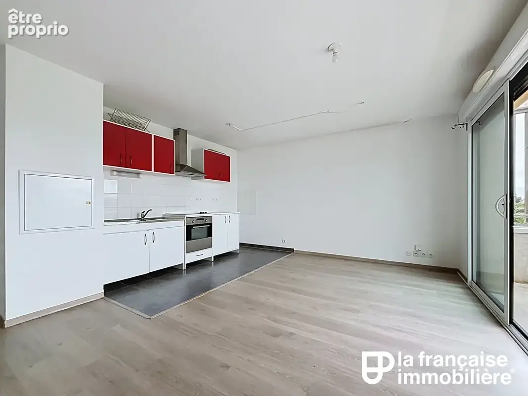 A vendre - bruz - vert buisson - t2 avec garage et balcon - photo 2