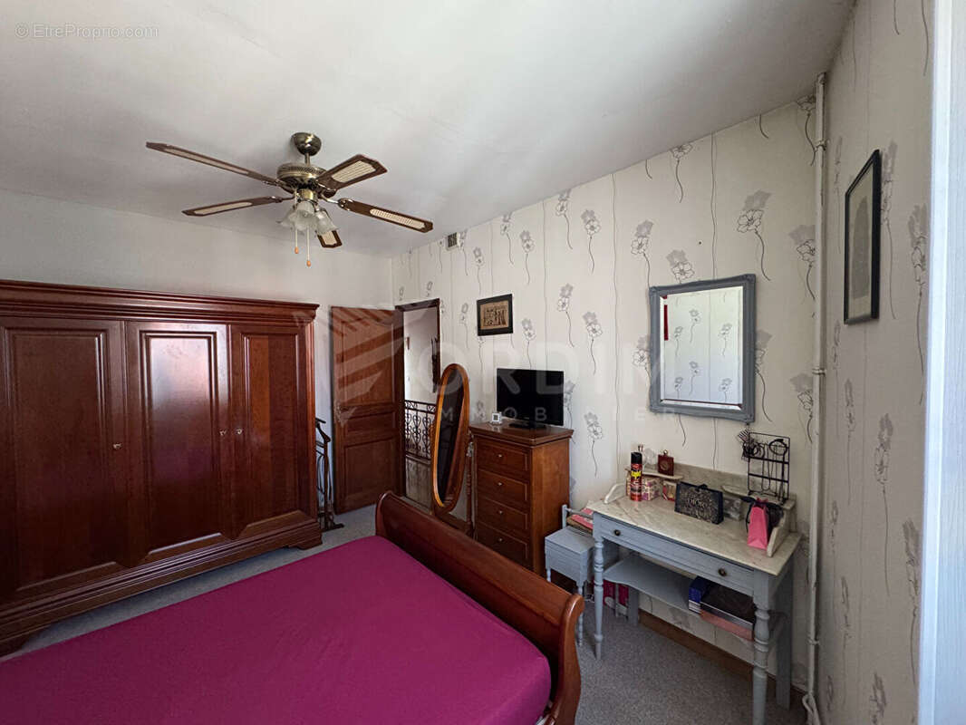 Maison à COSNE-COURS-SUR-LOIRE