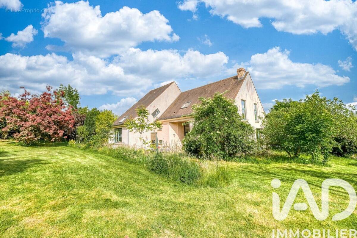 Photo 1 - Maison à LA FERTE-SOUS-JOUARRE