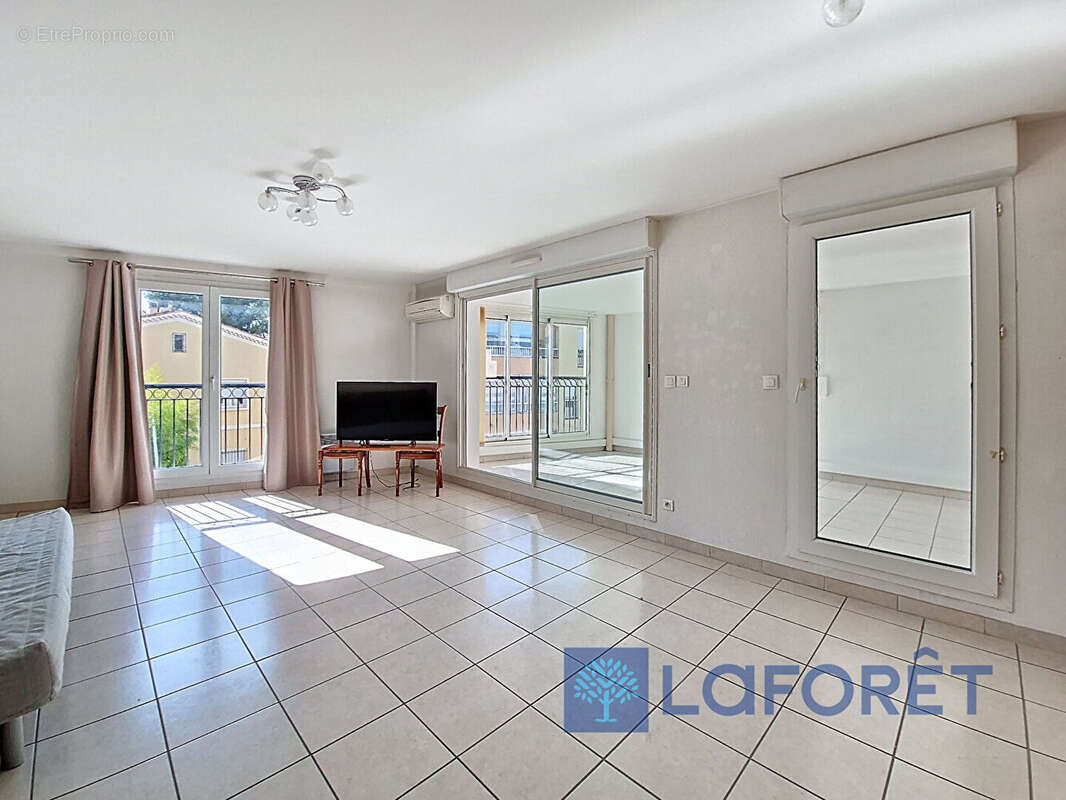 Appartement à SANARY-SUR-MER