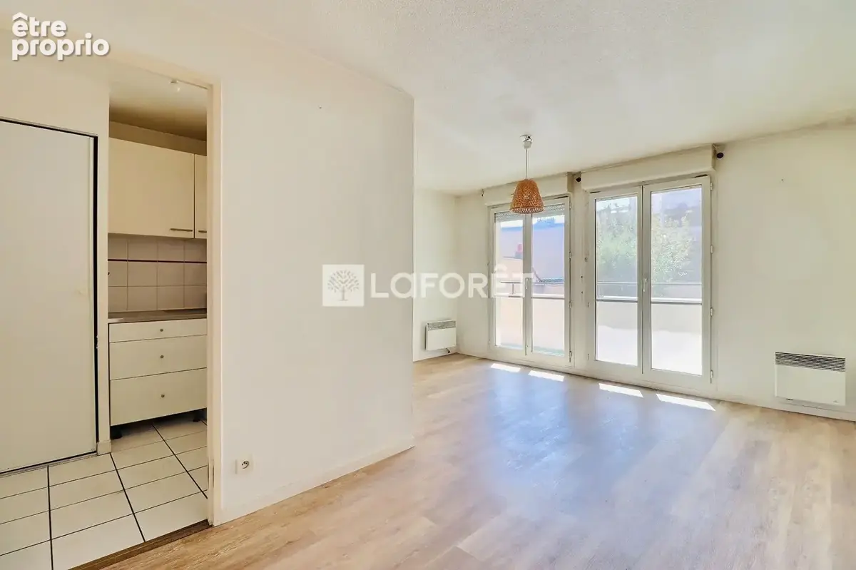 Appartement St Ouen 3 pièce(s) 53 m2 - photo 3