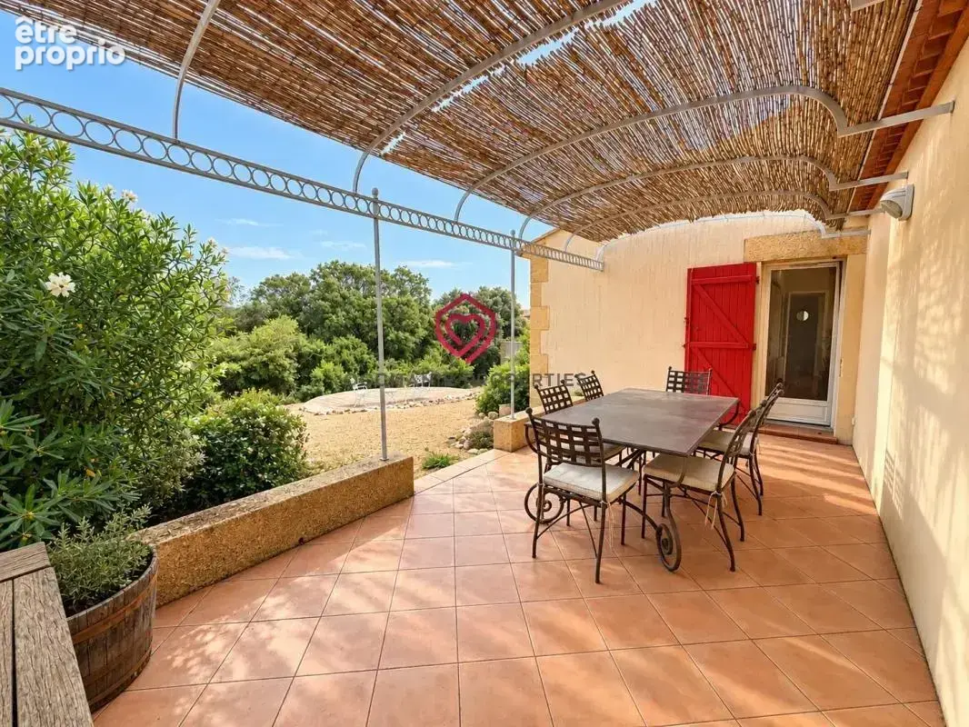 Villa de plain-pied,  piscine chauffée et jardin intimiste - photo 12