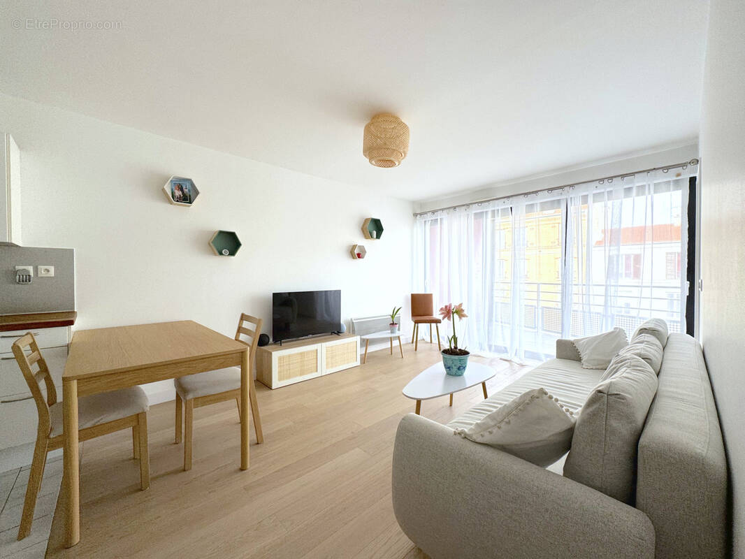 Appartement à ASNIERES-SUR-SEINE