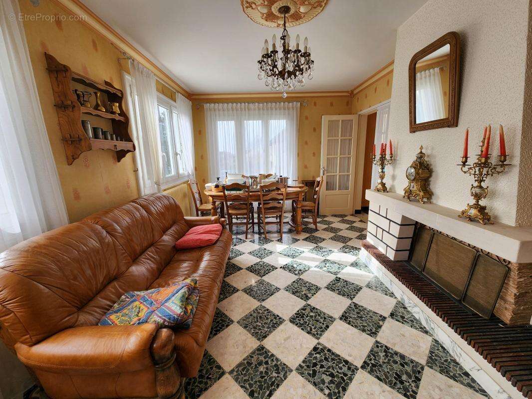 Maison à MONDOUBLEAU