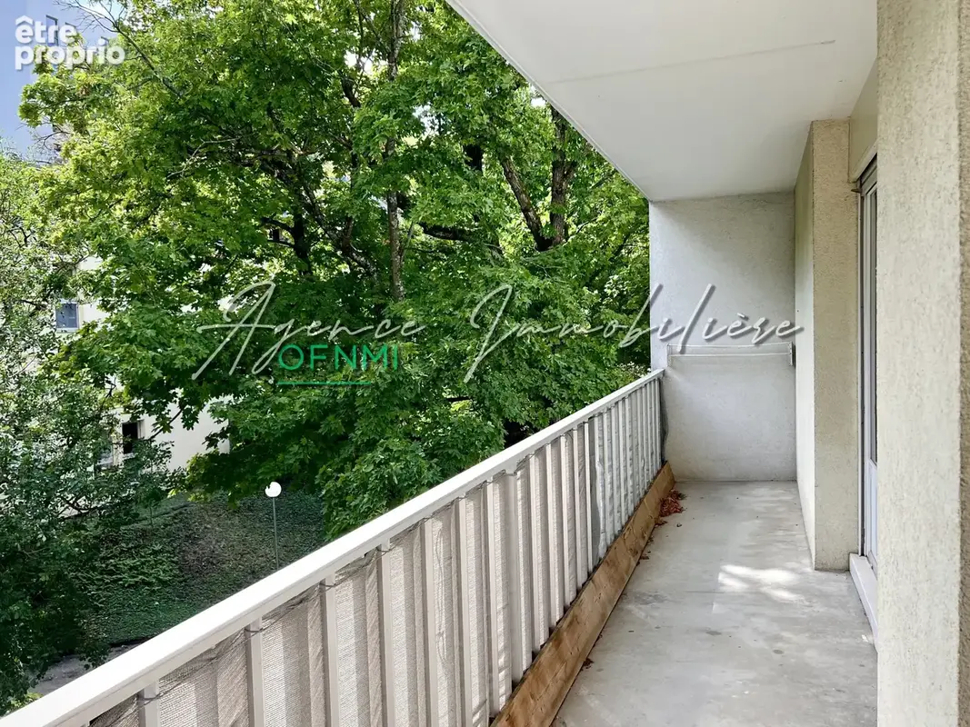 St étienne, la résidence du parc, élégant t5 avec balcon, cave et places de parking privatives. - photo 8