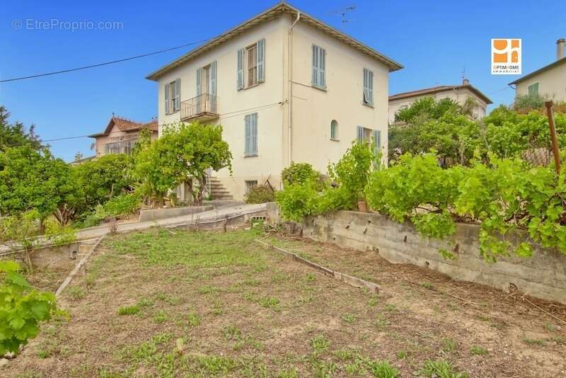 Maison à CAGNES-SUR-MER
