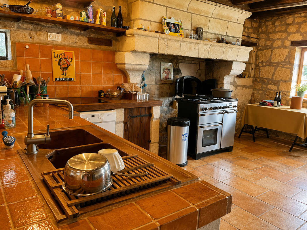 Maison à RESTIGNE