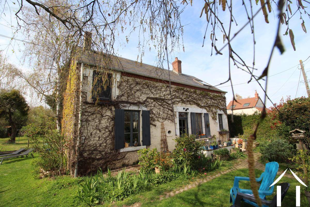 Maison à SAINT-LEGER-LE-PETIT