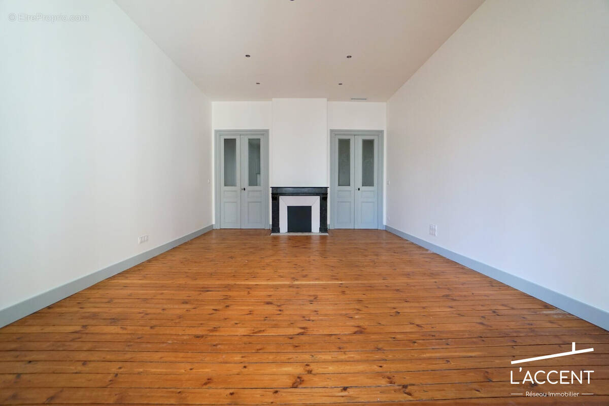 Appartement à NIMES